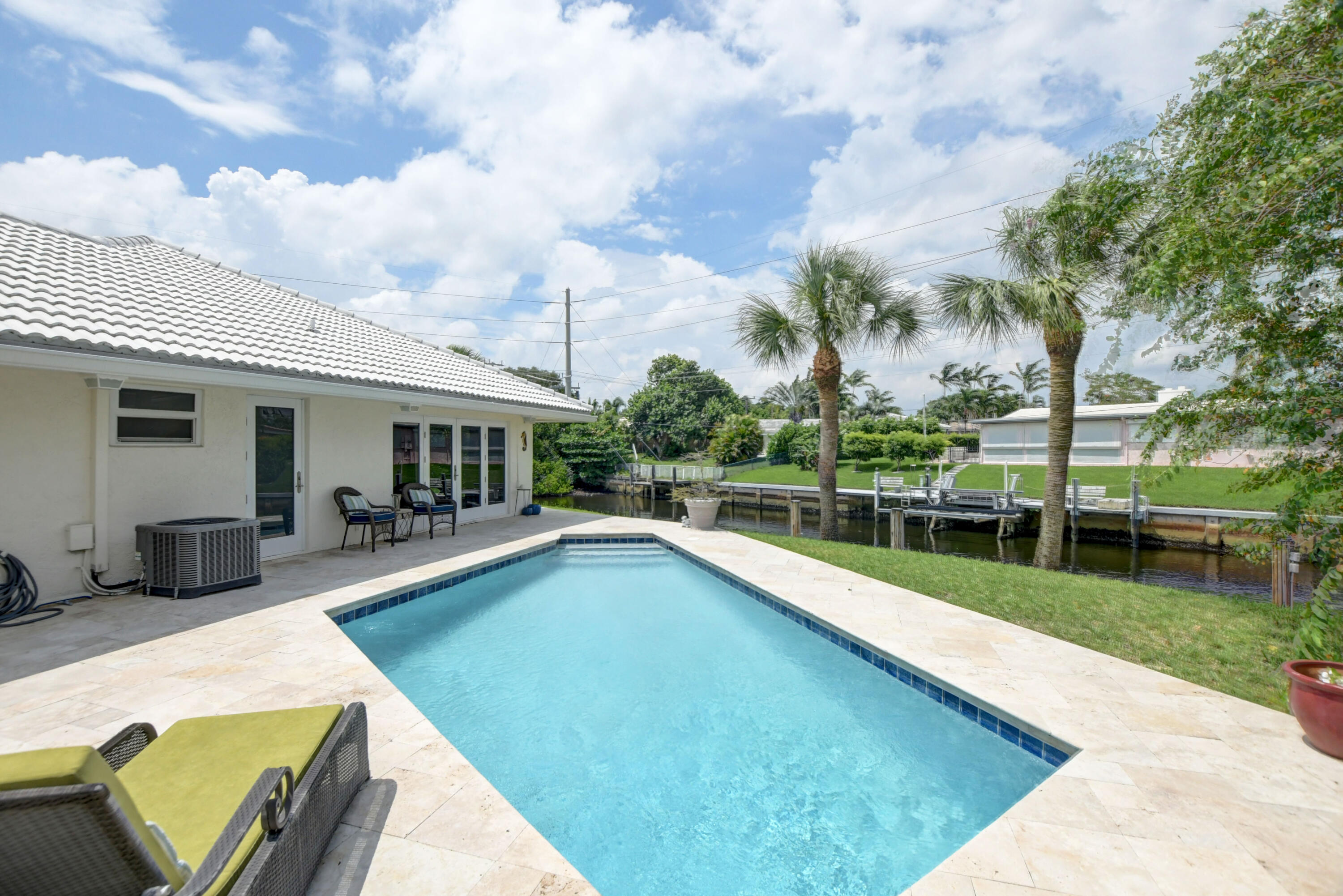 800 Walnut Terrace