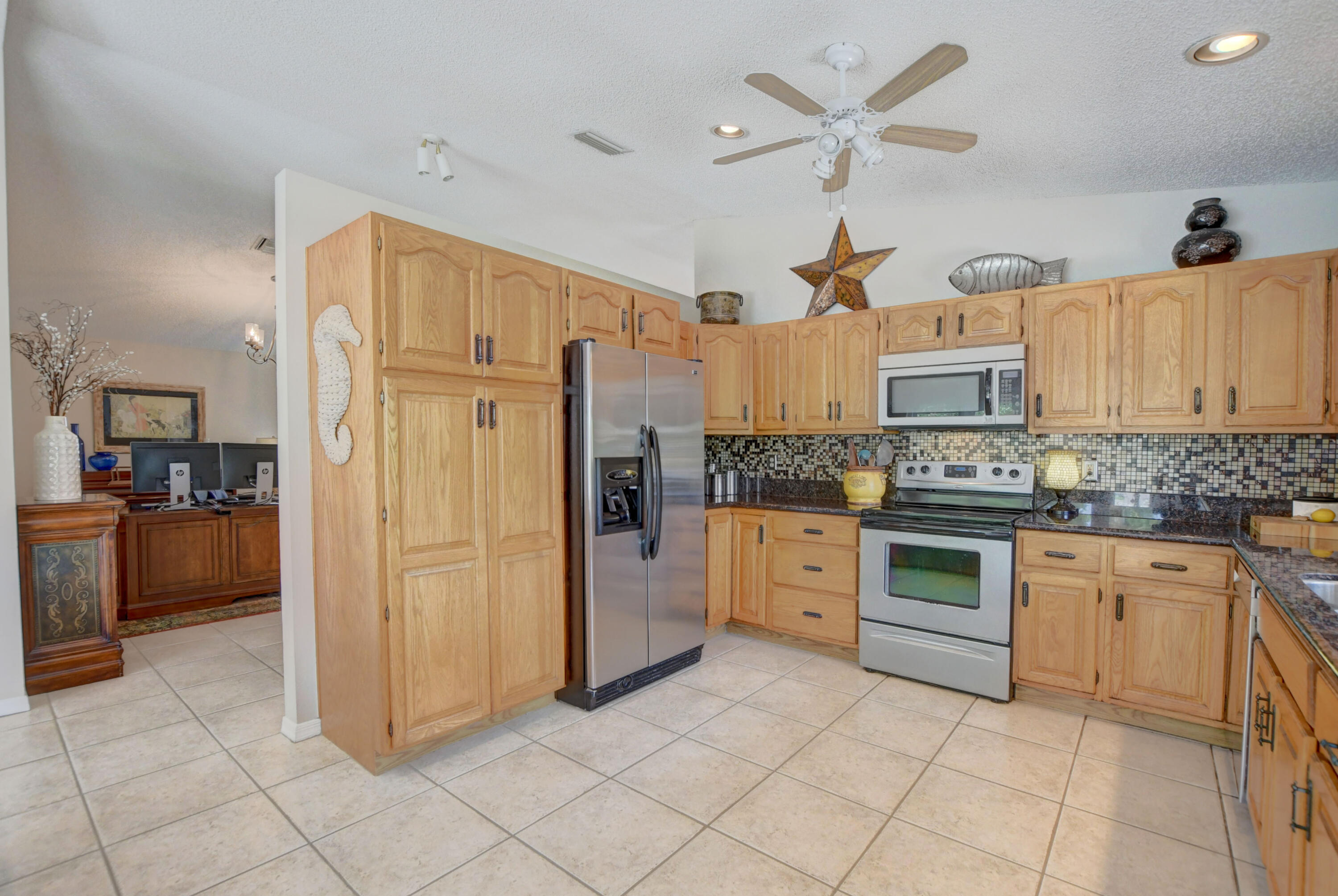 800 Walnut Terrace