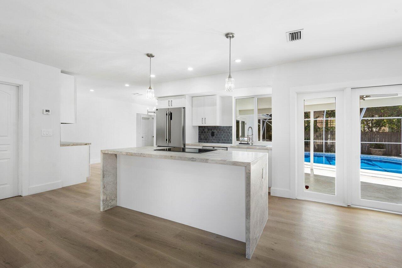 812 Cordova Drive
