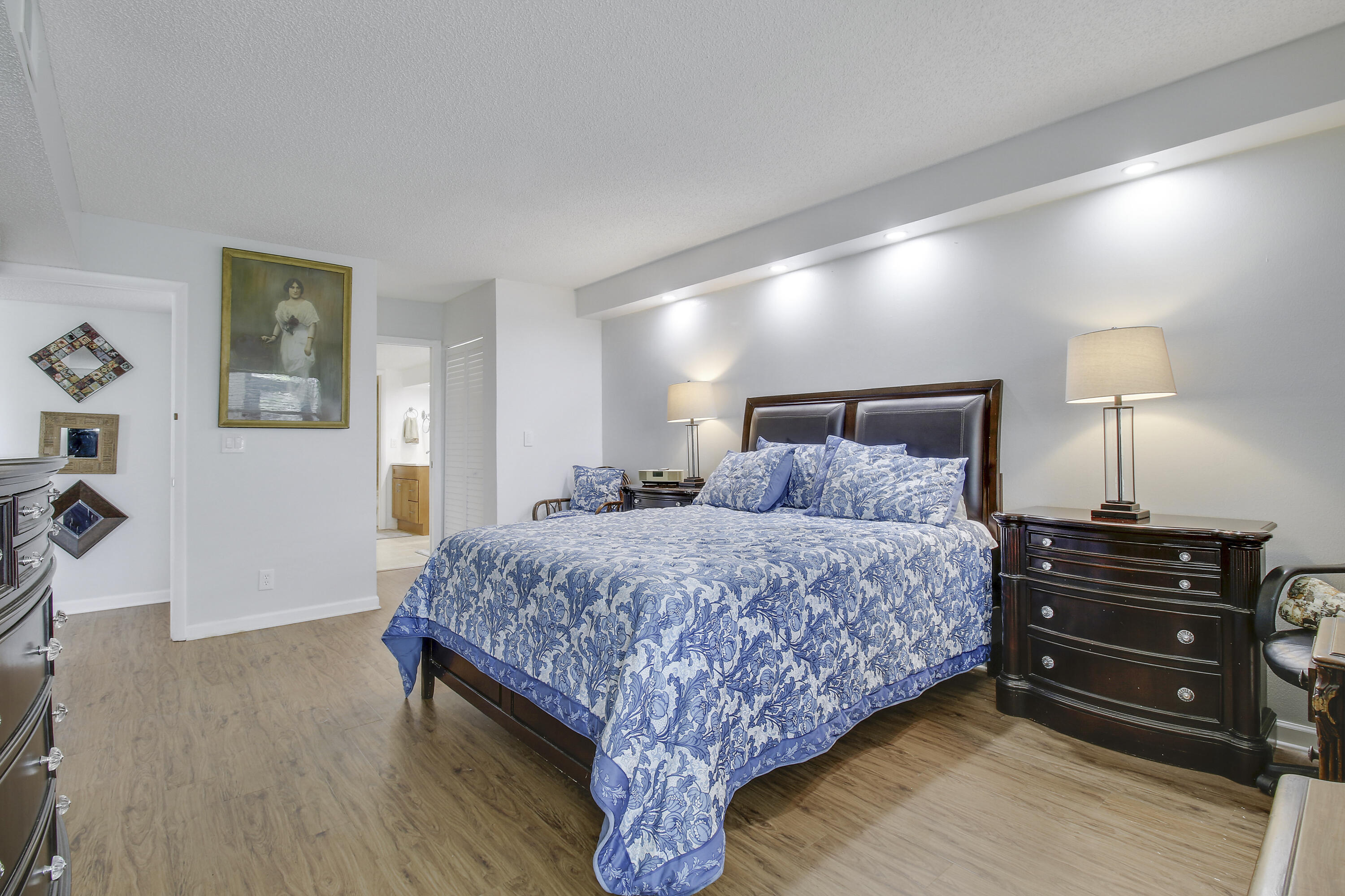 13833 Royal Palm Court C