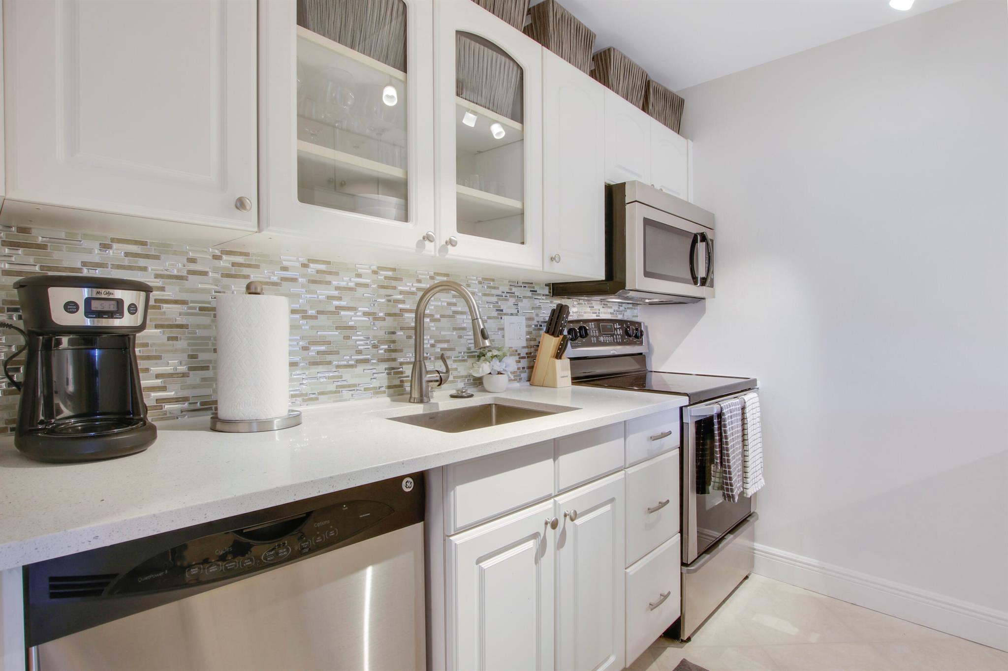 755 Dotterel Road 1101