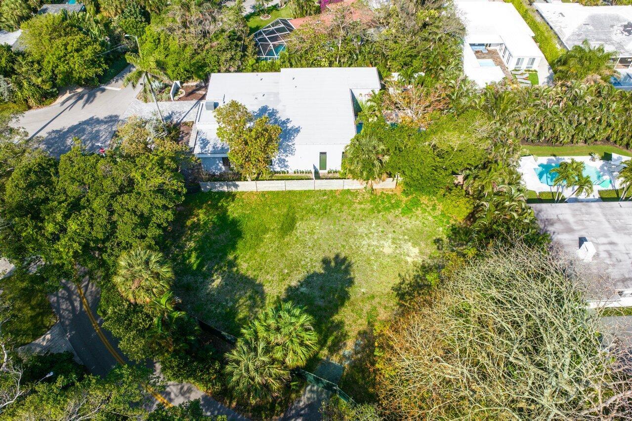 717 SE Atlantic Drive