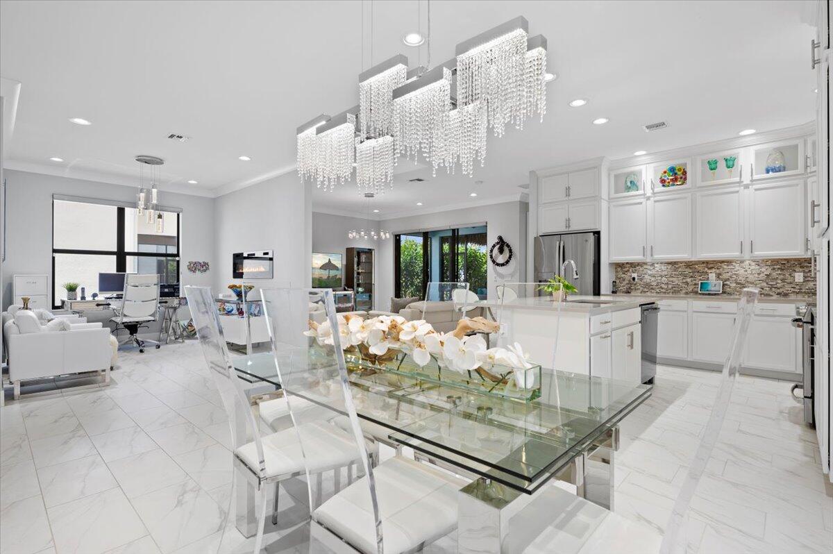 5442 Starfish Road