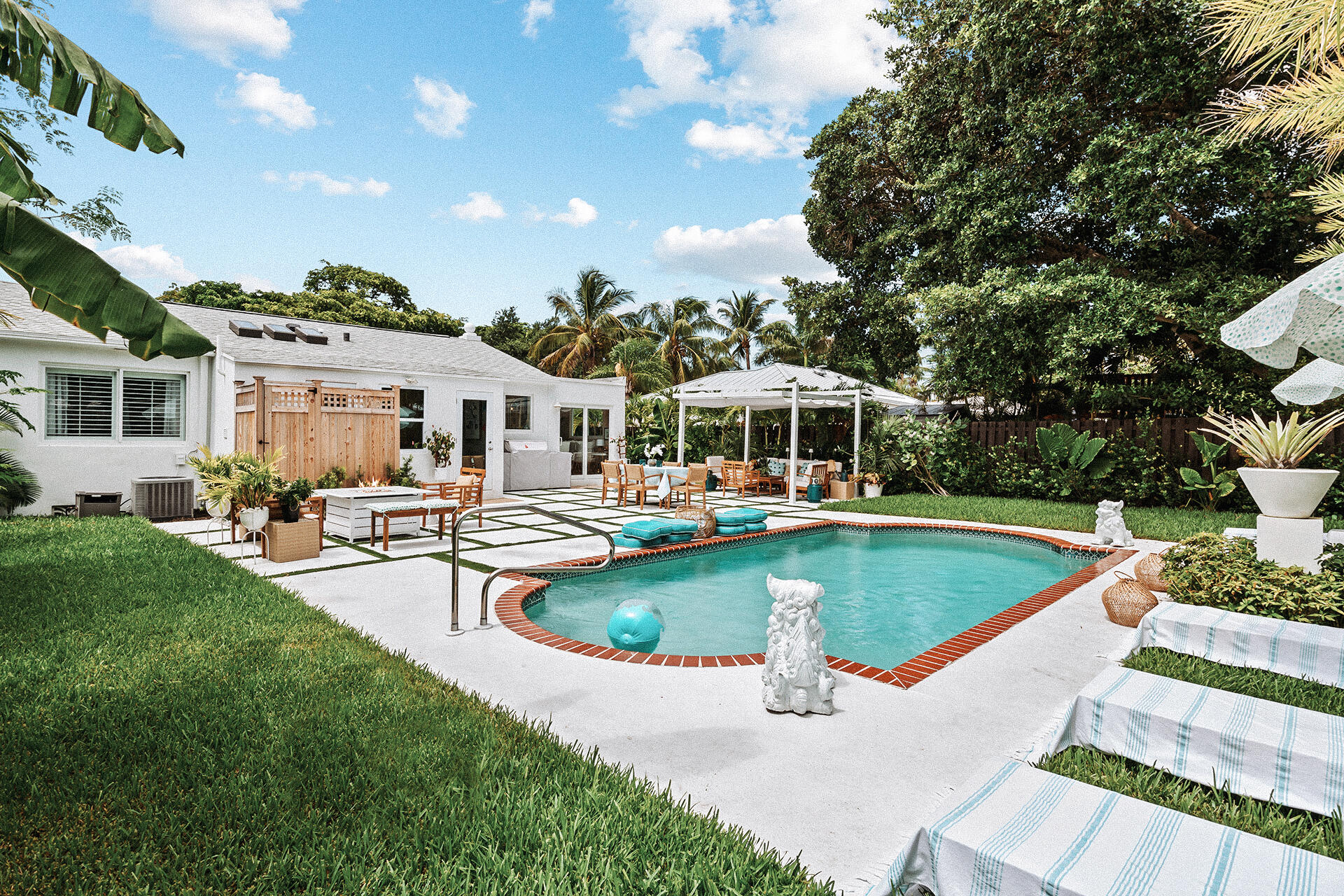 337 Orange Way