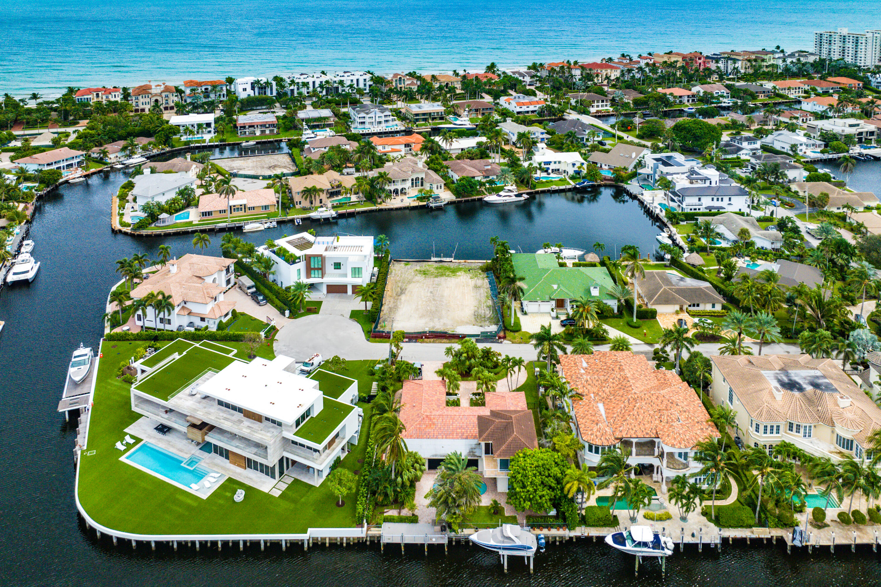 4211 Intracoastal Drive