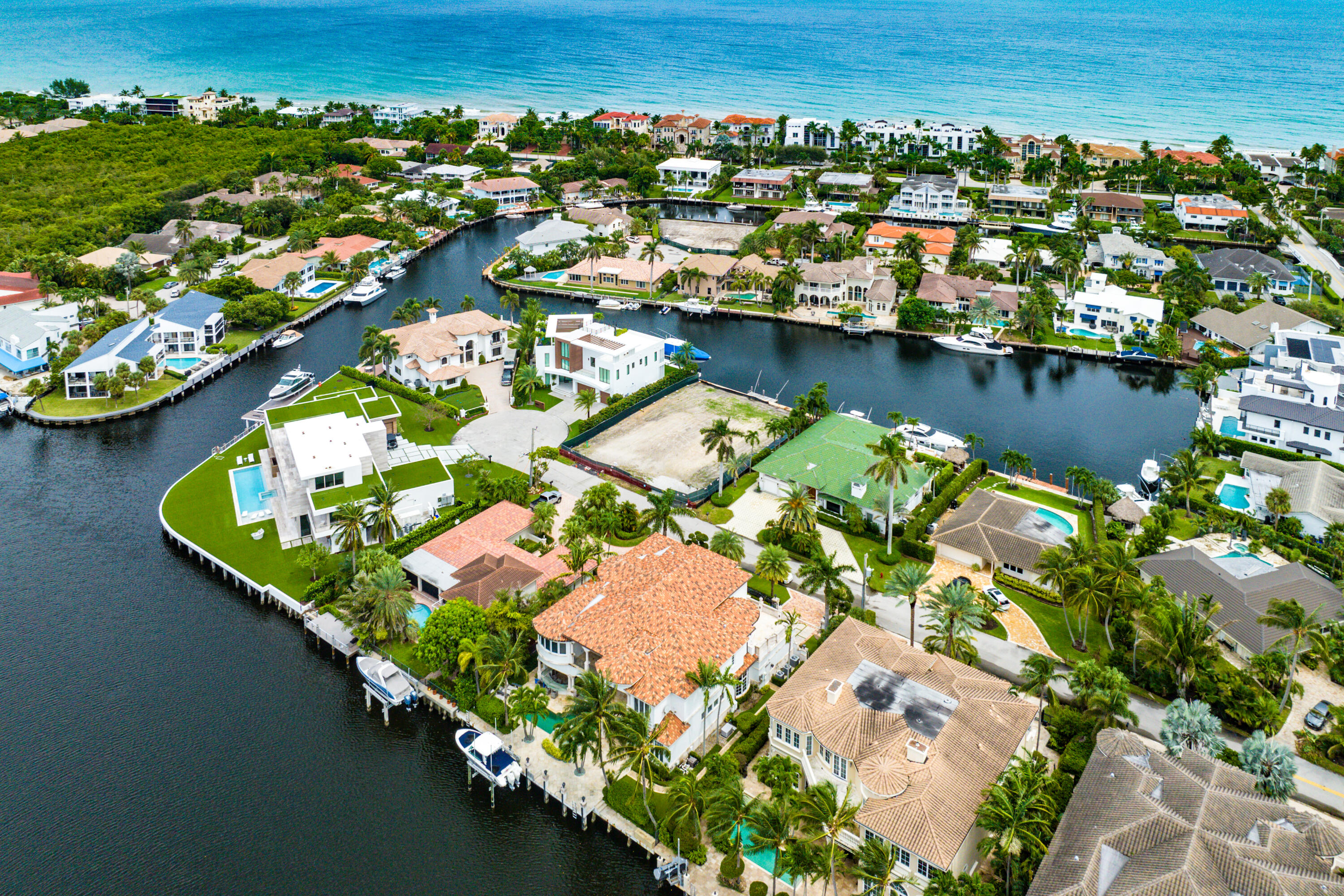 4211 Intracoastal Drive
