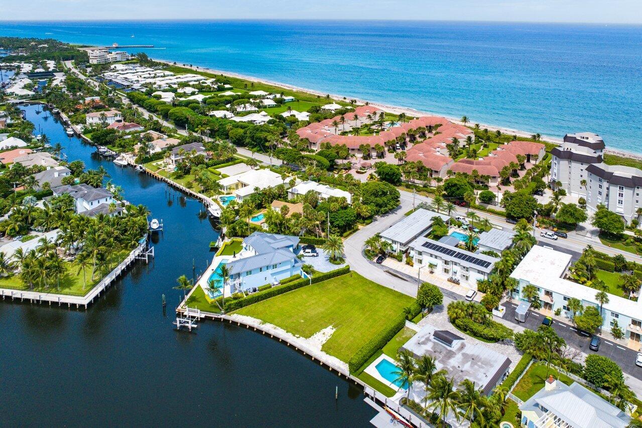 51 River Drive