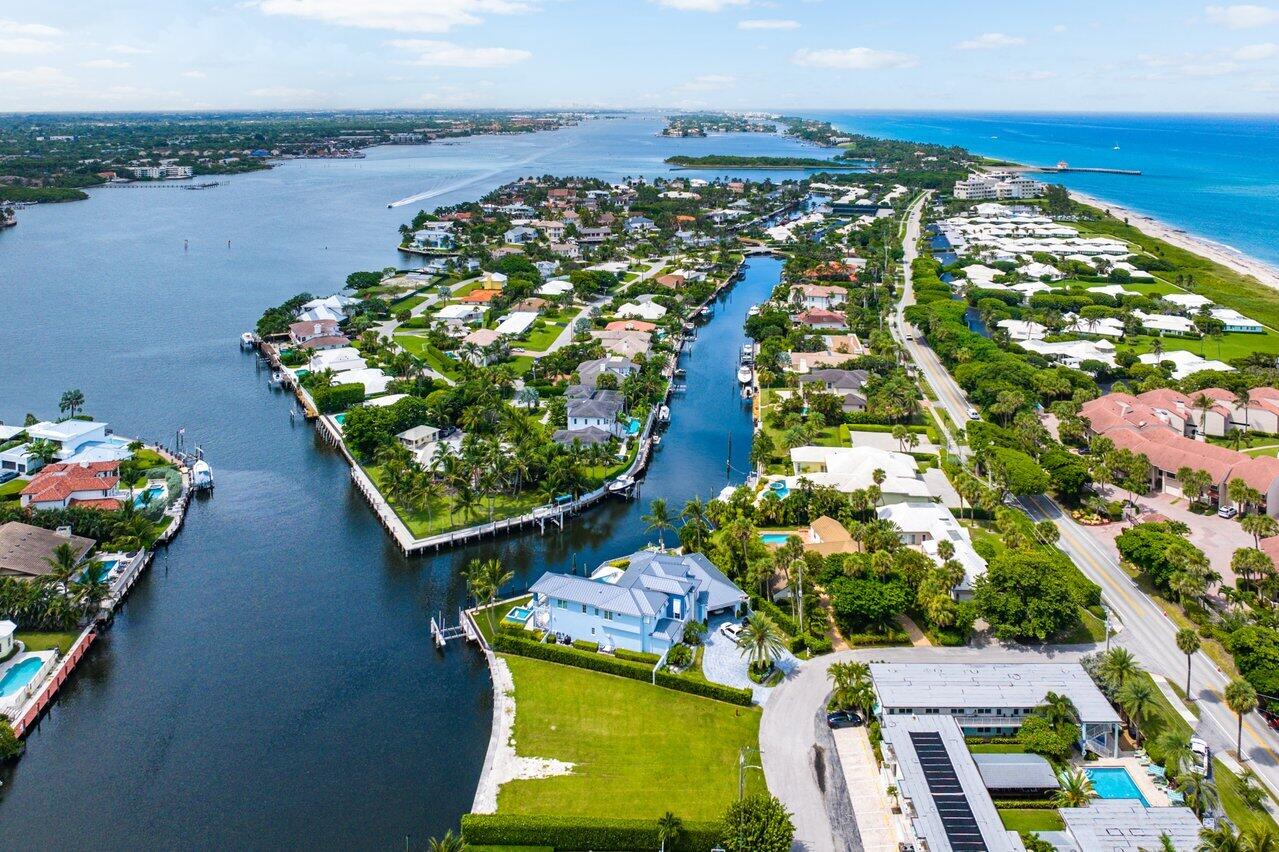 51 River Drive