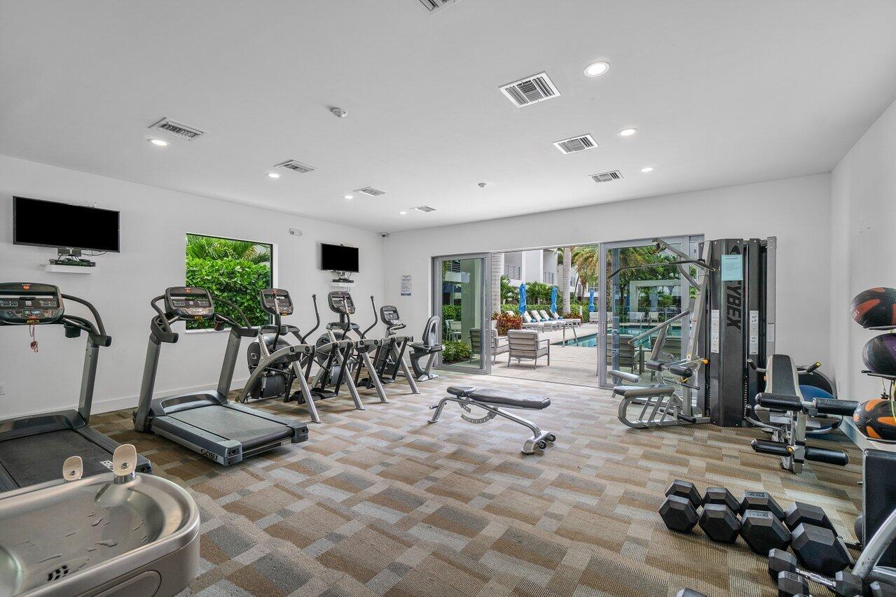 4053 NW 17th Way