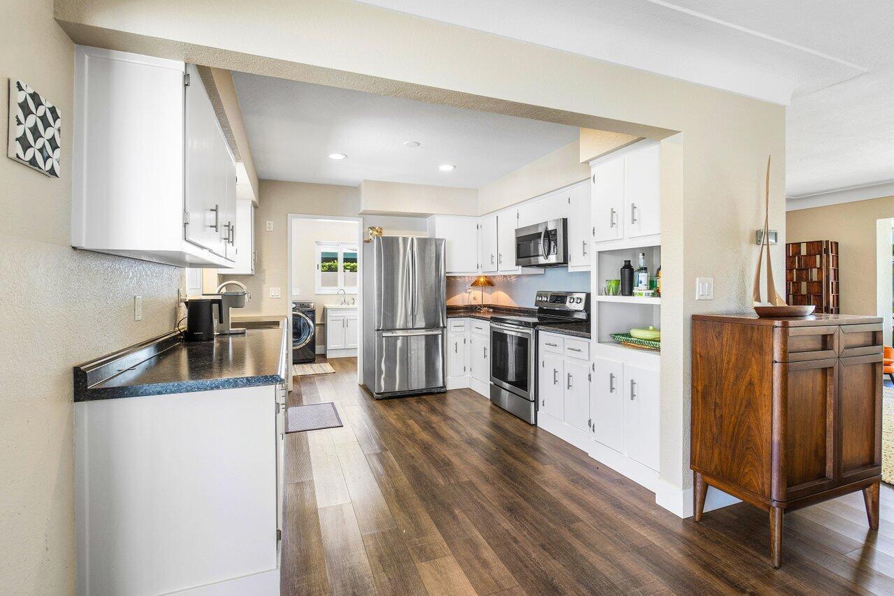 2380 SE 10th Court