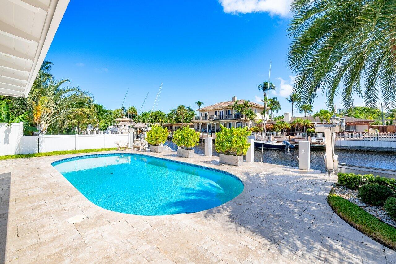 2380 SE 10th Court