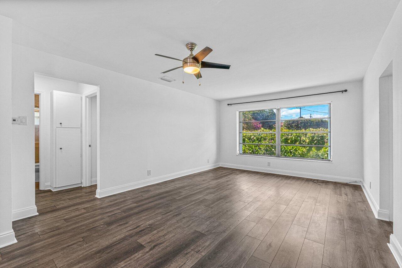 502 NE 48th Street