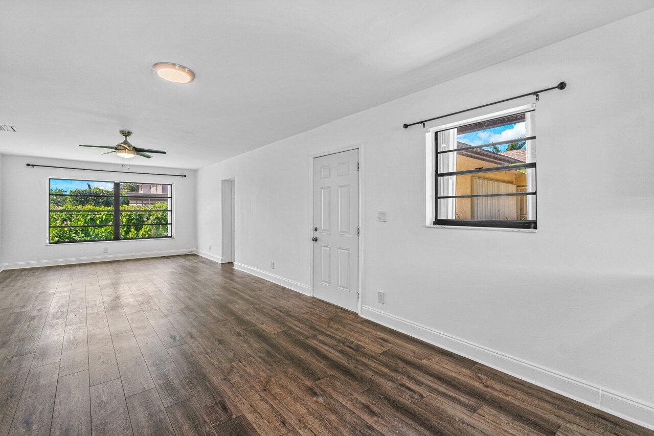 502 NE 48th Street