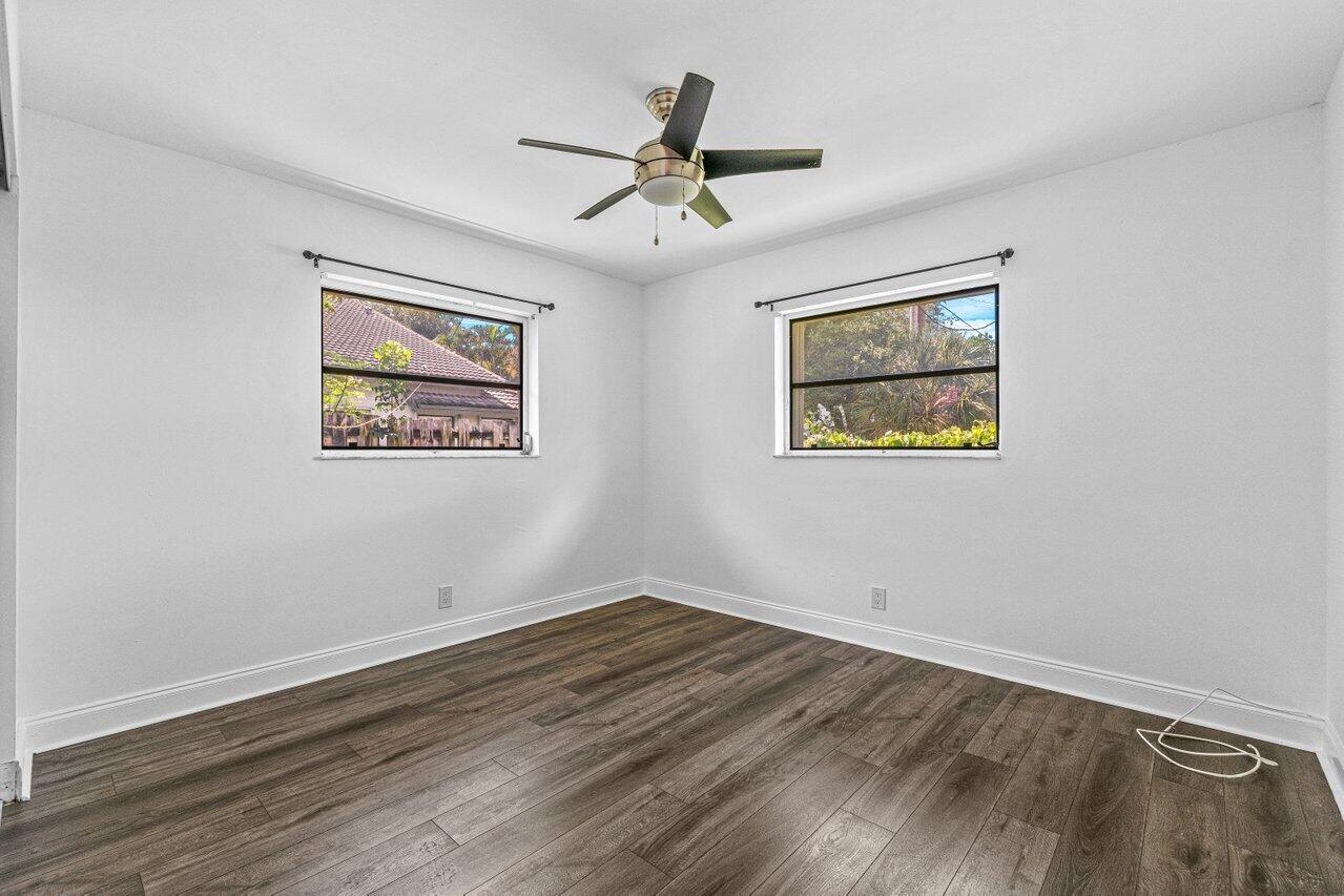 502 NE 48th Street