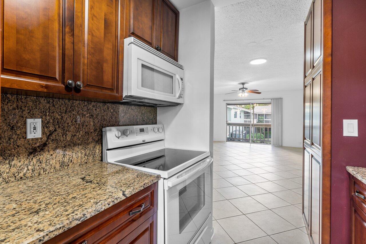 222 N Federal Highway 214