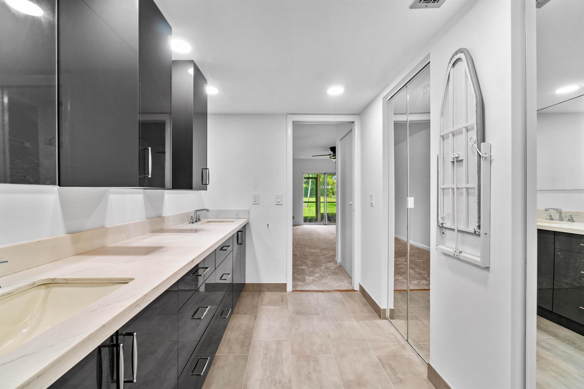 13525 Fishtail Palm Court C