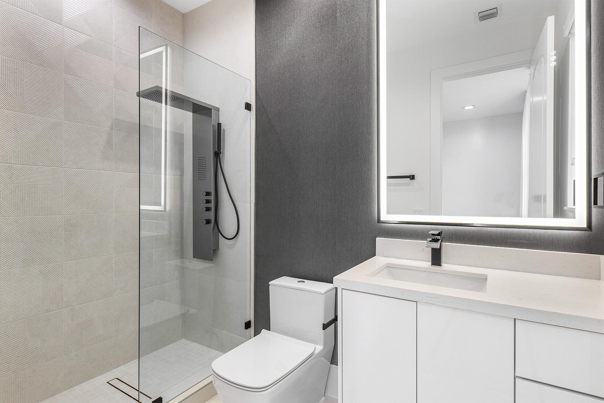 17525 Circle Pond Court