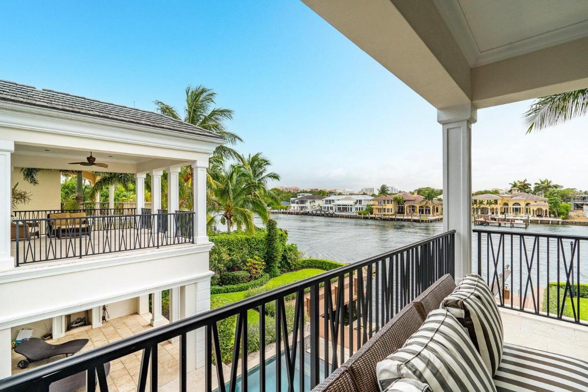 485 NE Spanish Trail