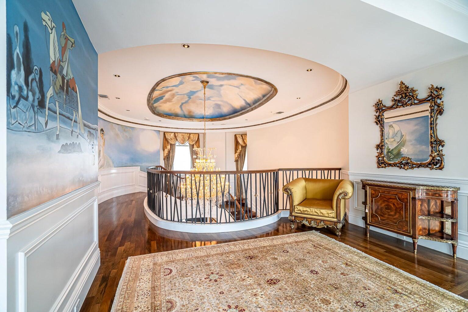 485 NE Spanish Trail