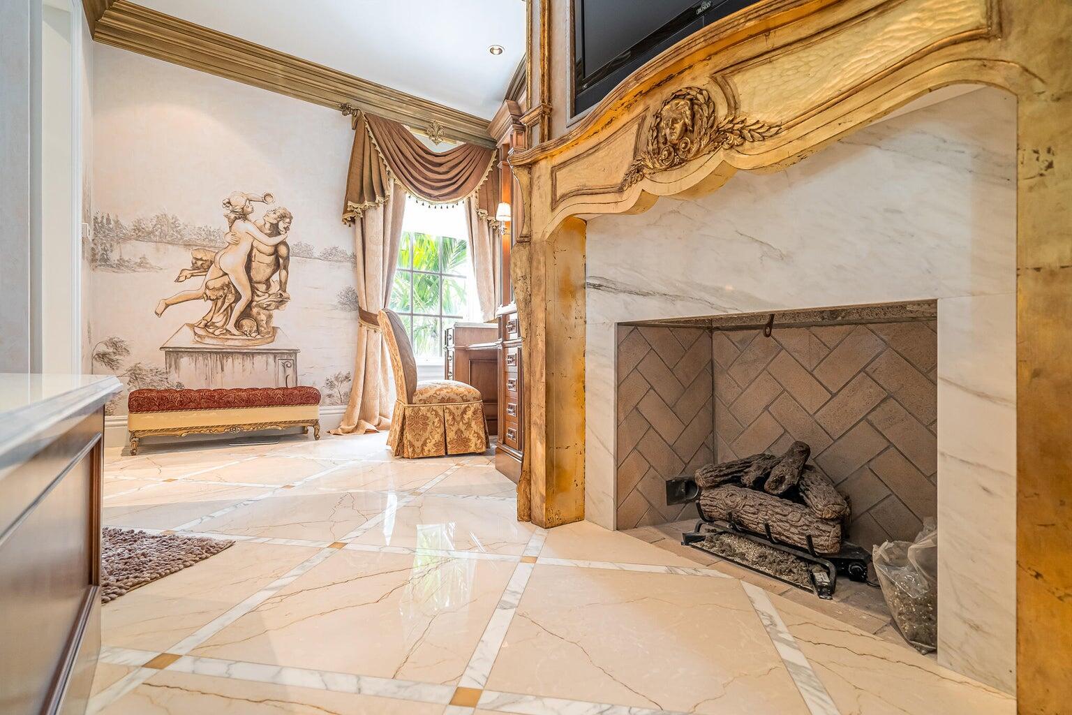 485 NE Spanish Trail