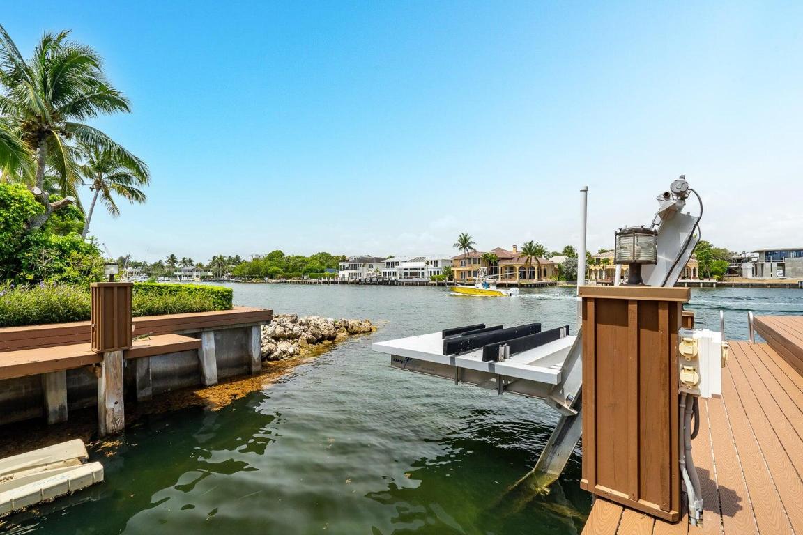 485 NE Spanish Trail