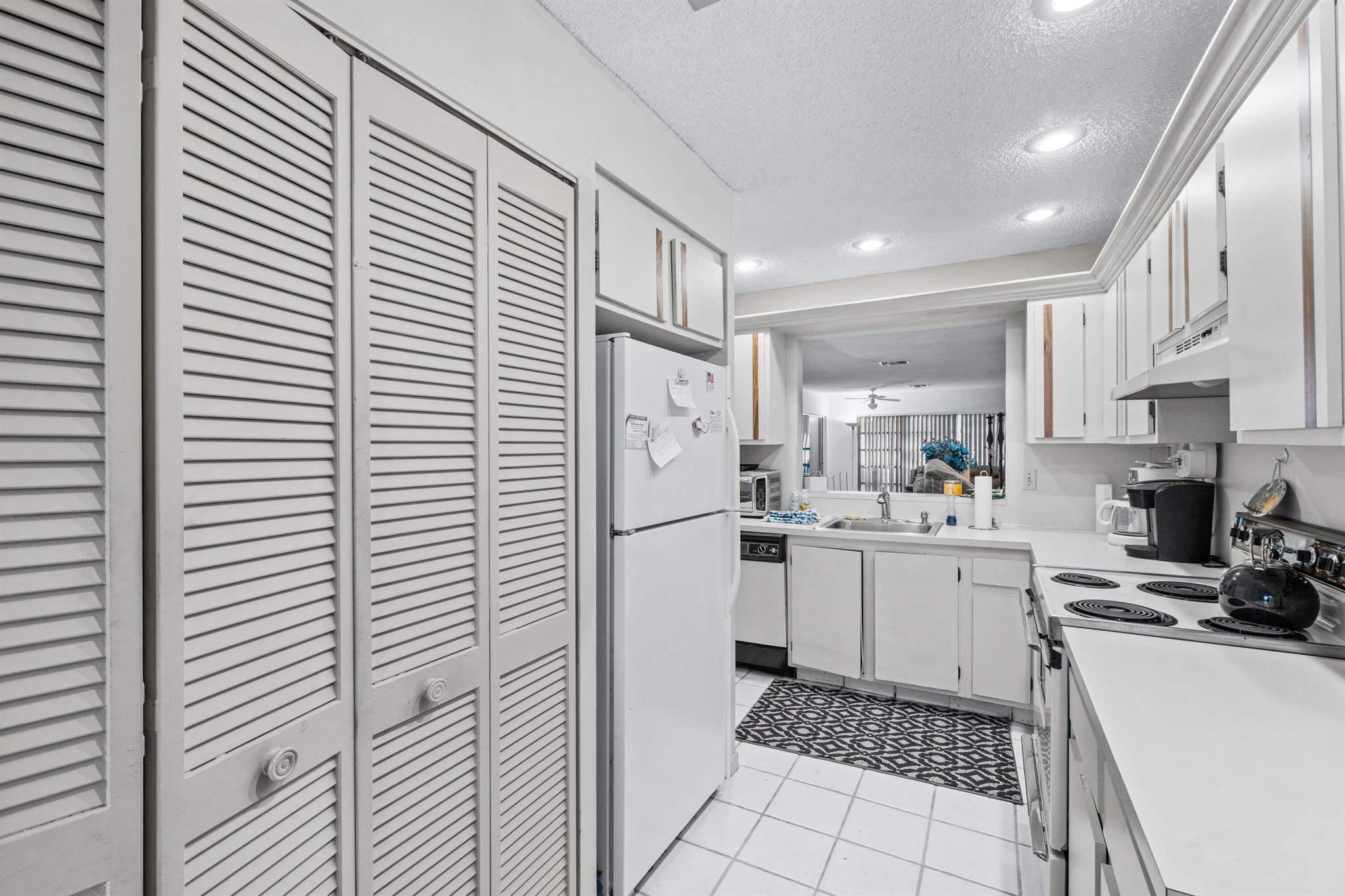 13505 Fishtail Palm Court C