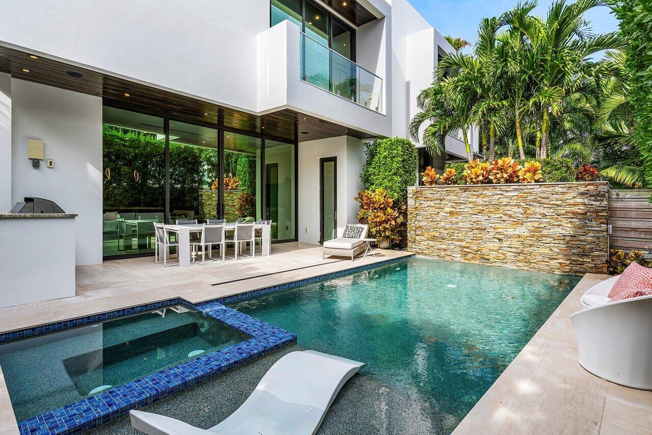 3094 Cadiz Road