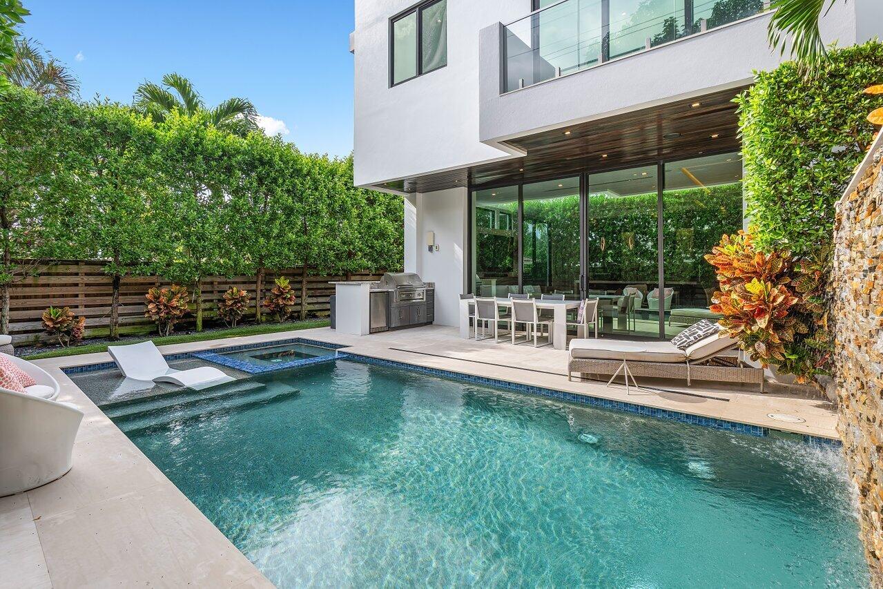 3094 Cadiz Road