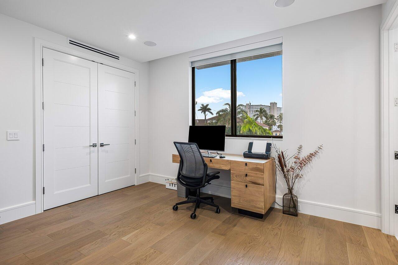 3094 Cadiz Road