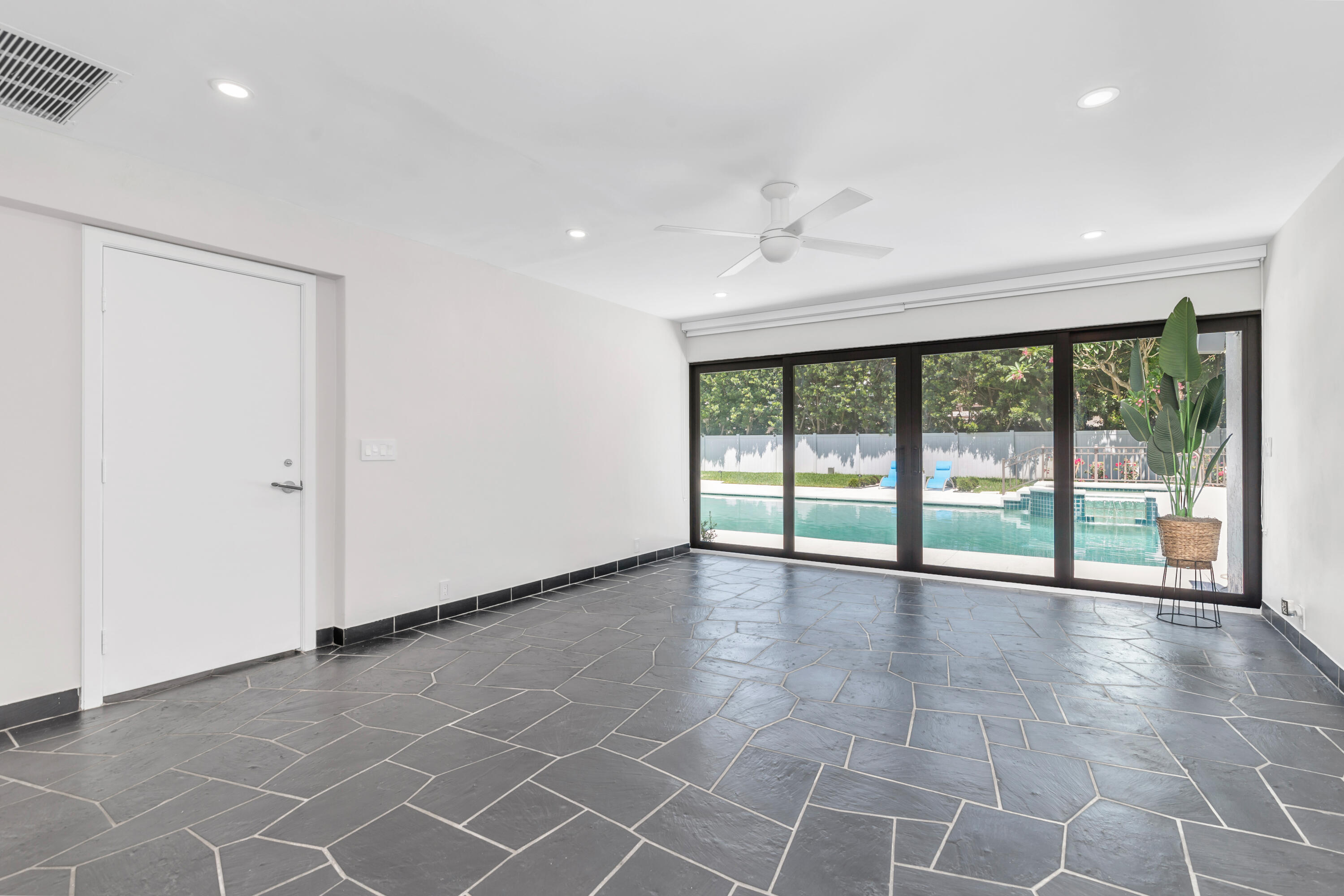 2400 Spanish River Road