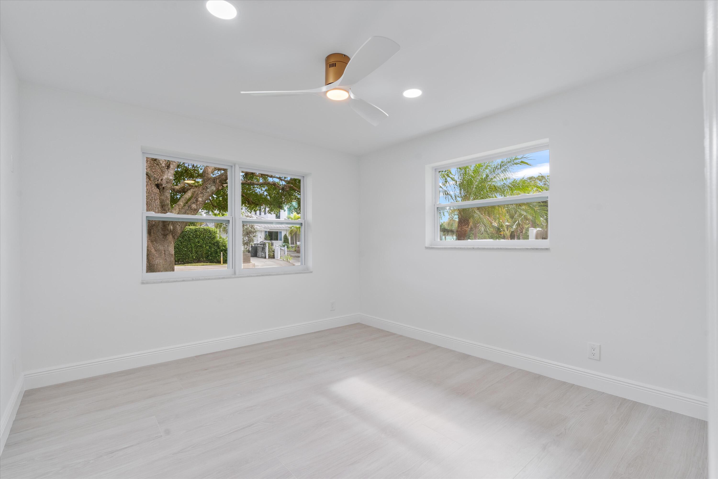 1010 NW 3rd Avenue