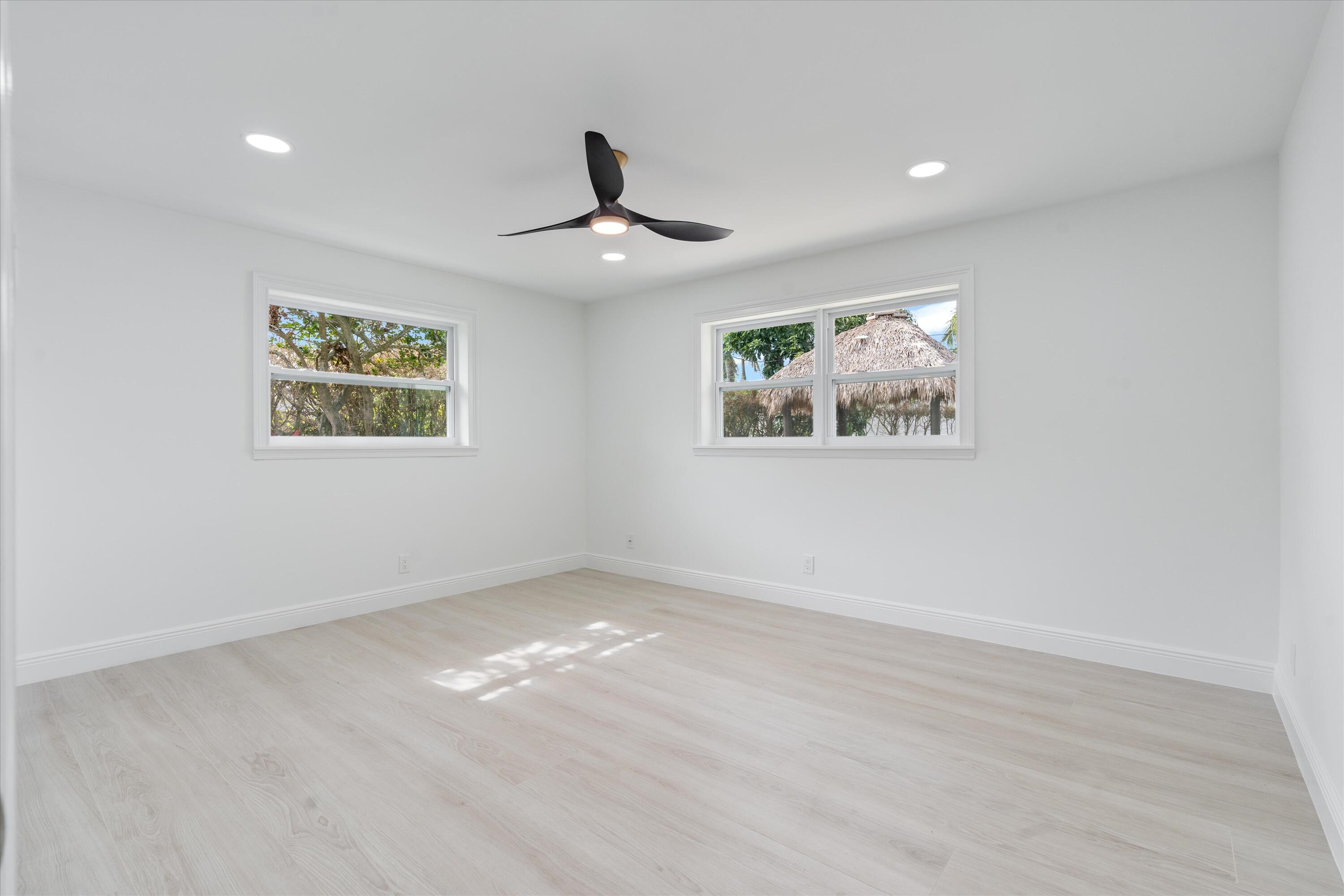 1010 NW 3rd Avenue