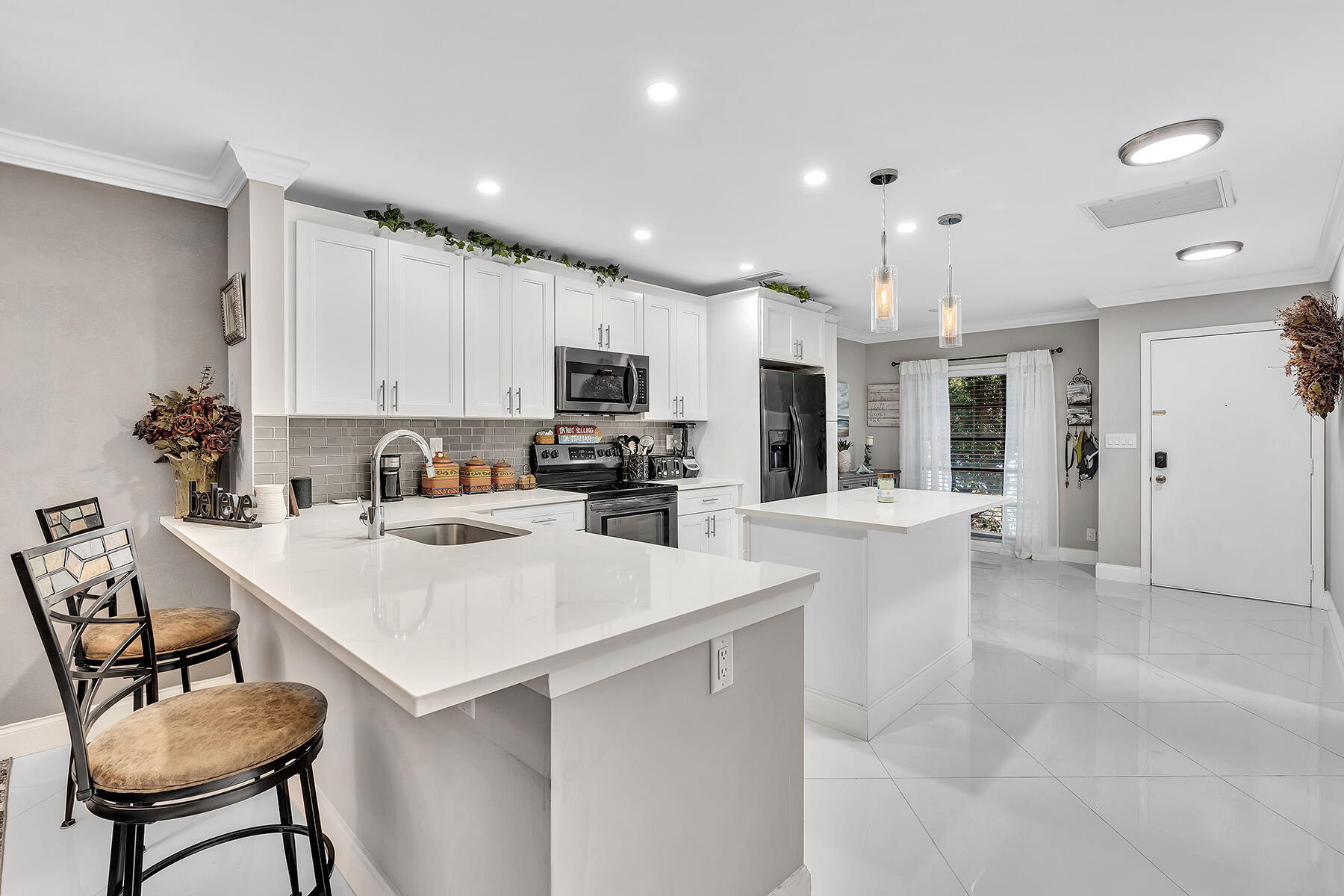 13323 Pineapple Palm Court A