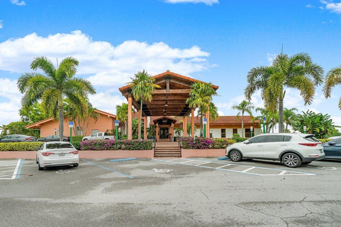 13323 Pineapple Palm Court A