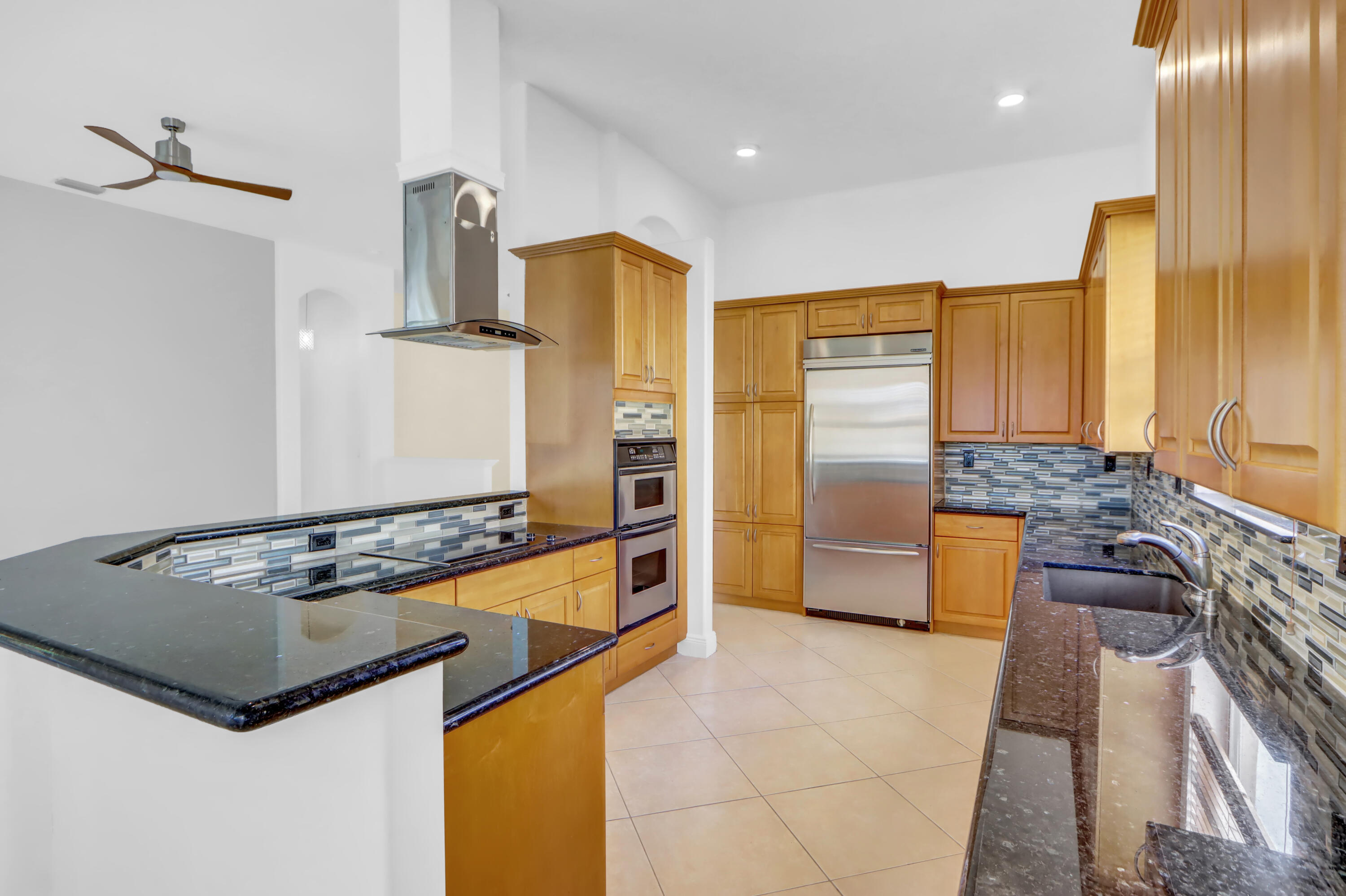 15274 Fiorenza Cir Circle