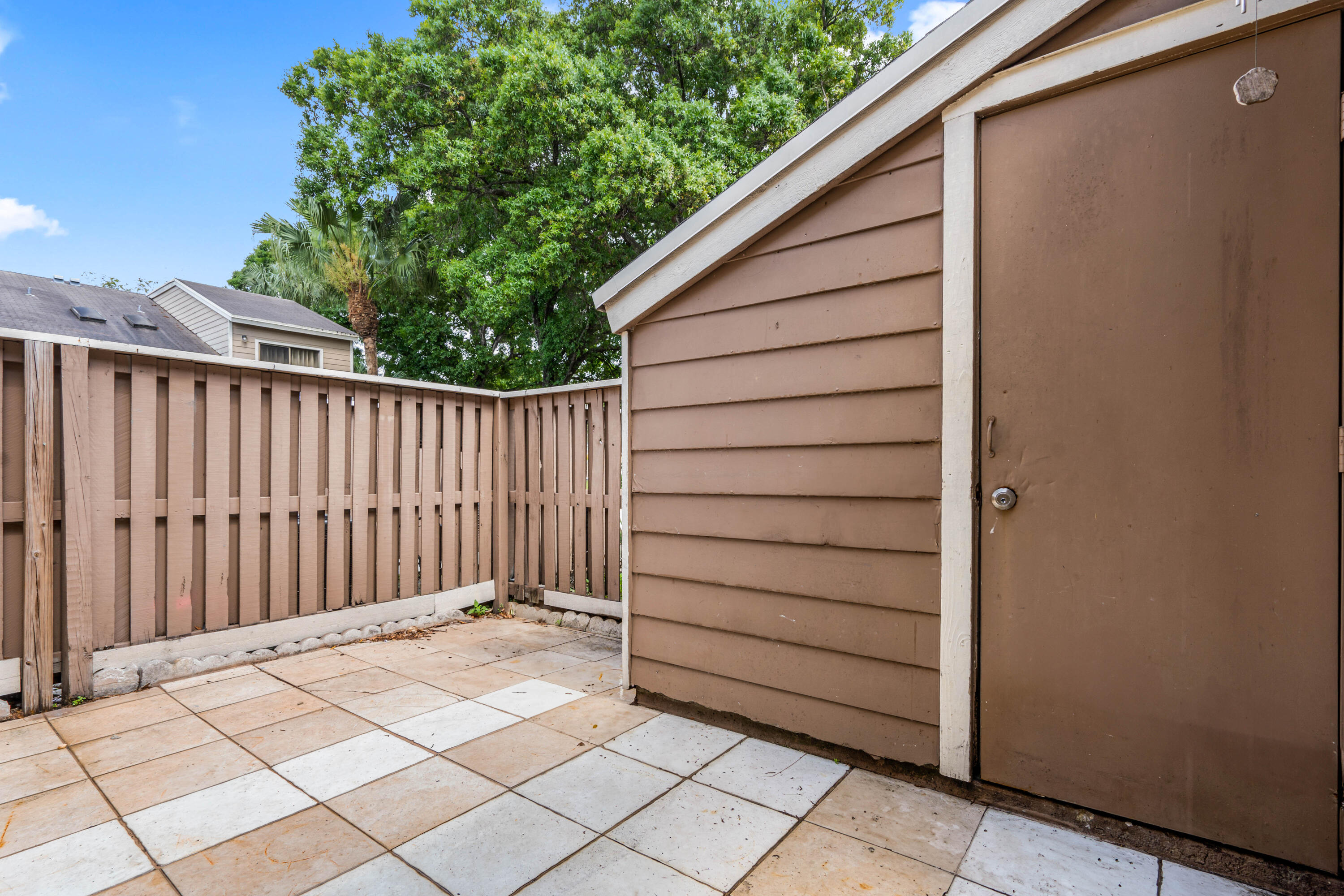 7198 Sportsmans Drive 2