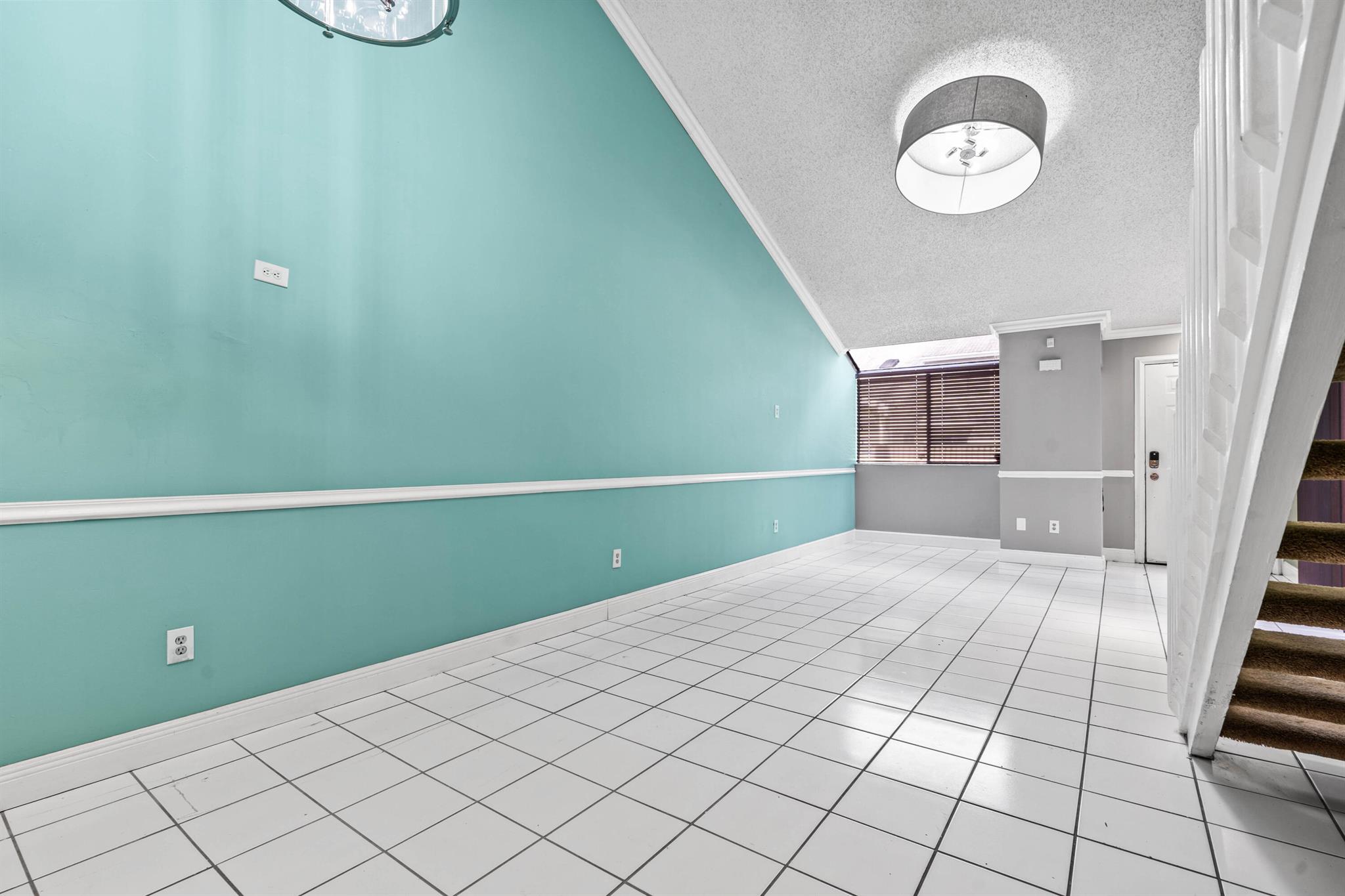 7198 Sportsmans Drive 2