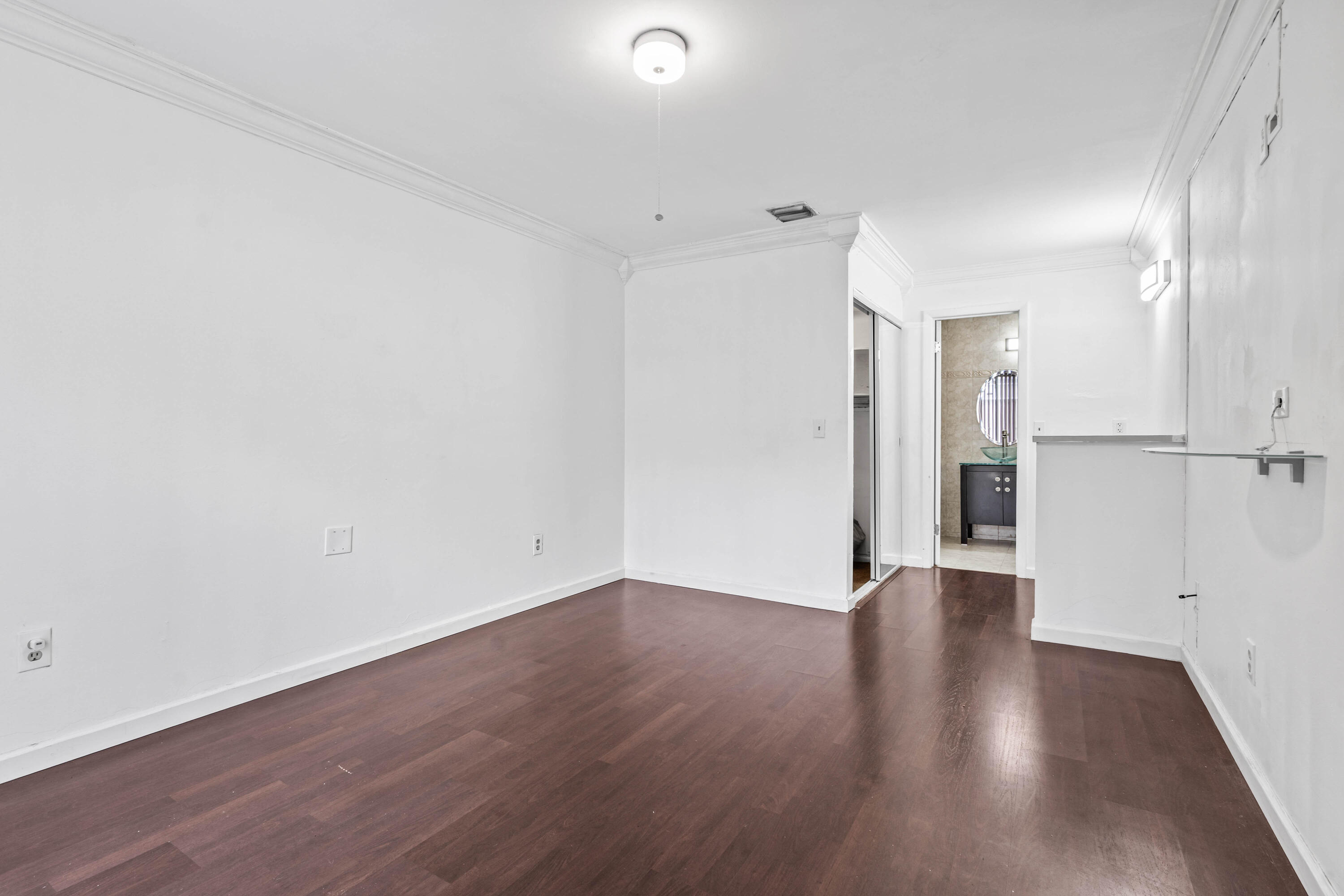7198 Sportsmans Drive 2