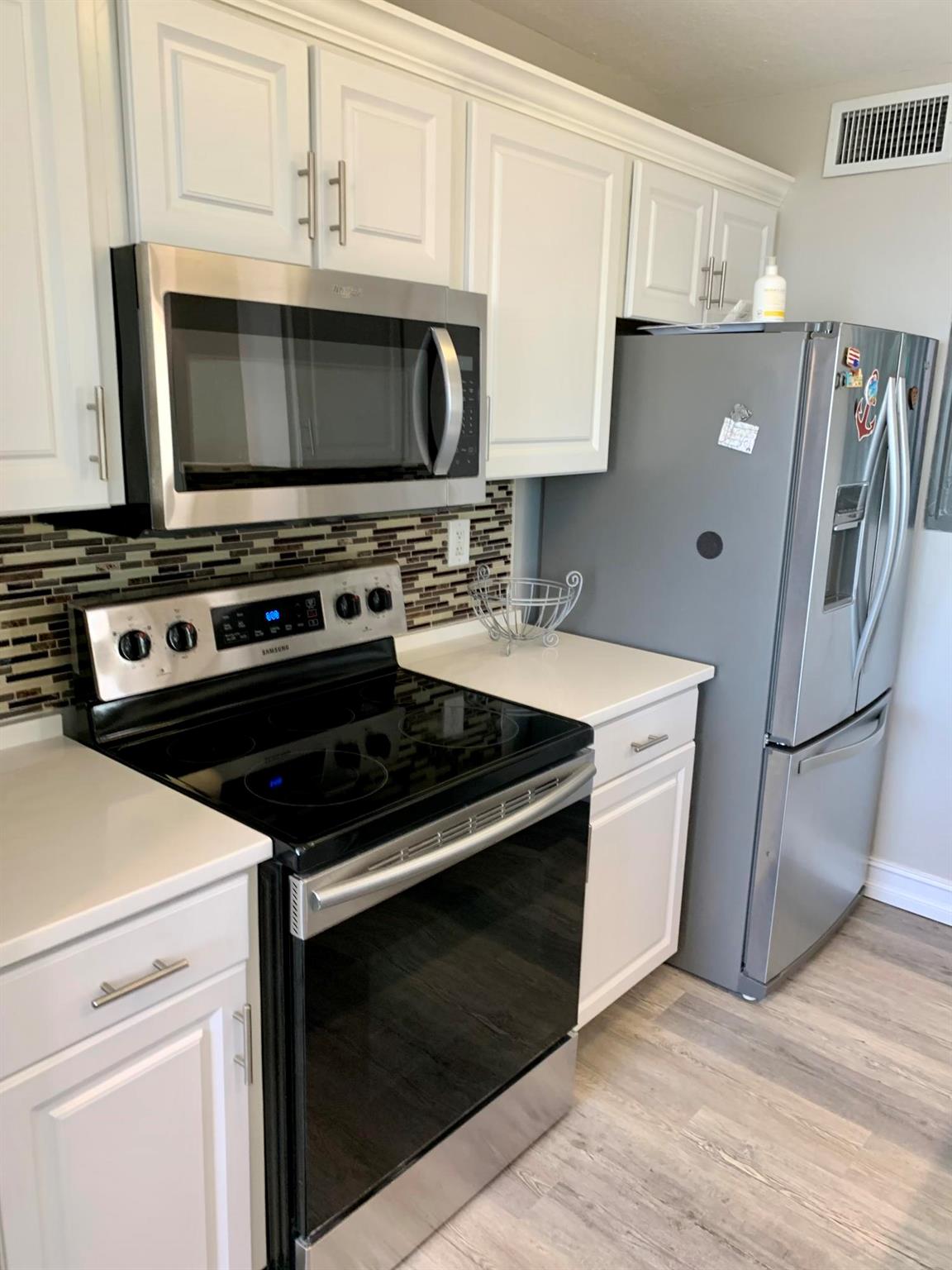 1200 Scotia Drive 301