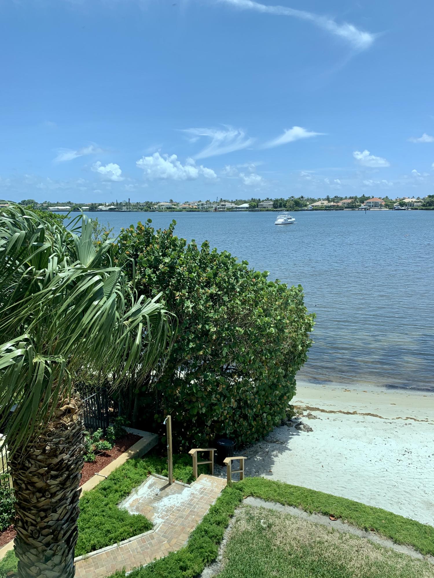 1200 Scotia Drive 301