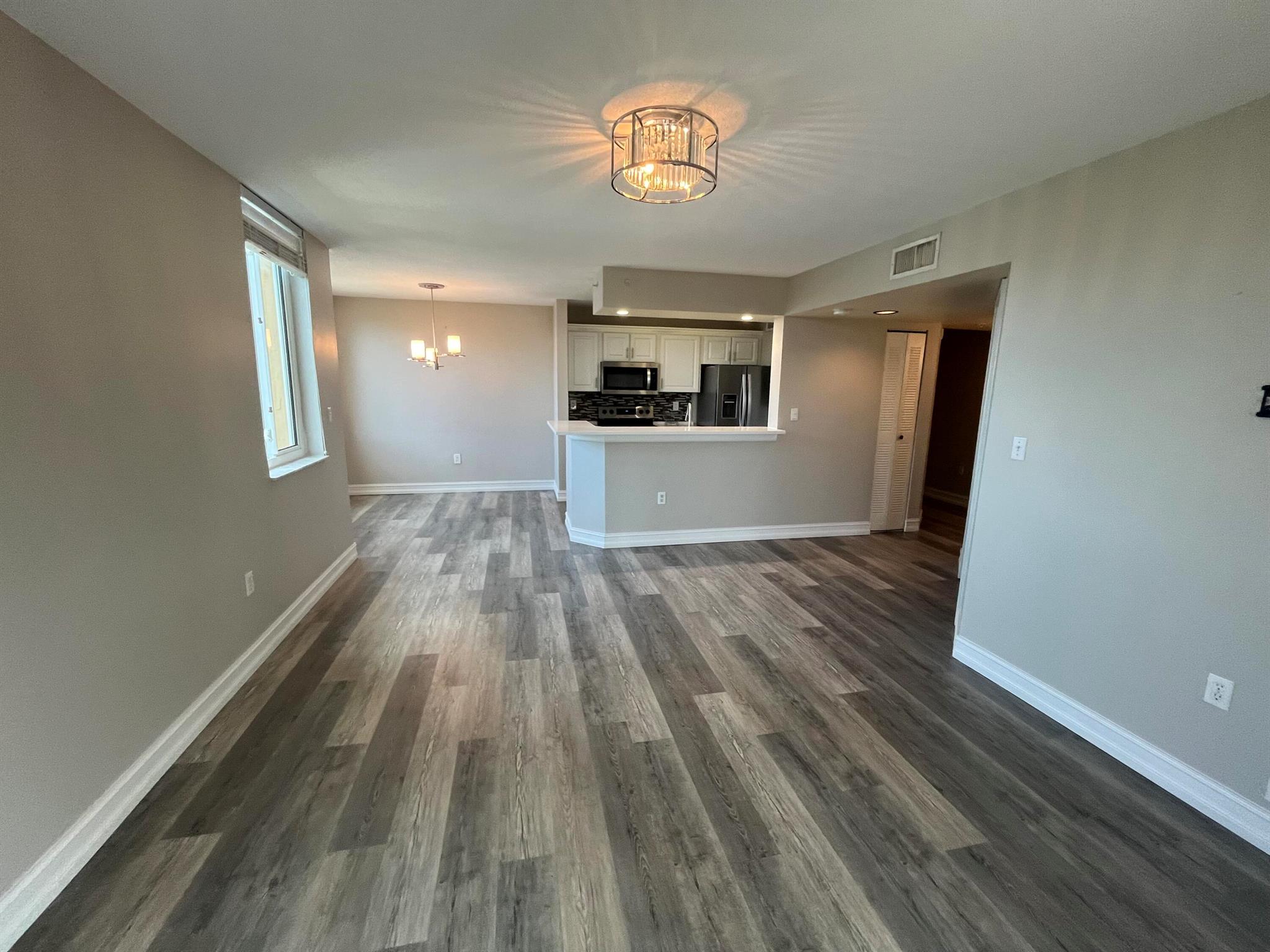 1200 Scotia Drive 301