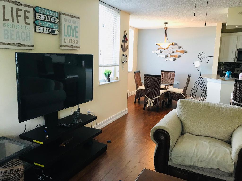 1200 Scotia Drive 301