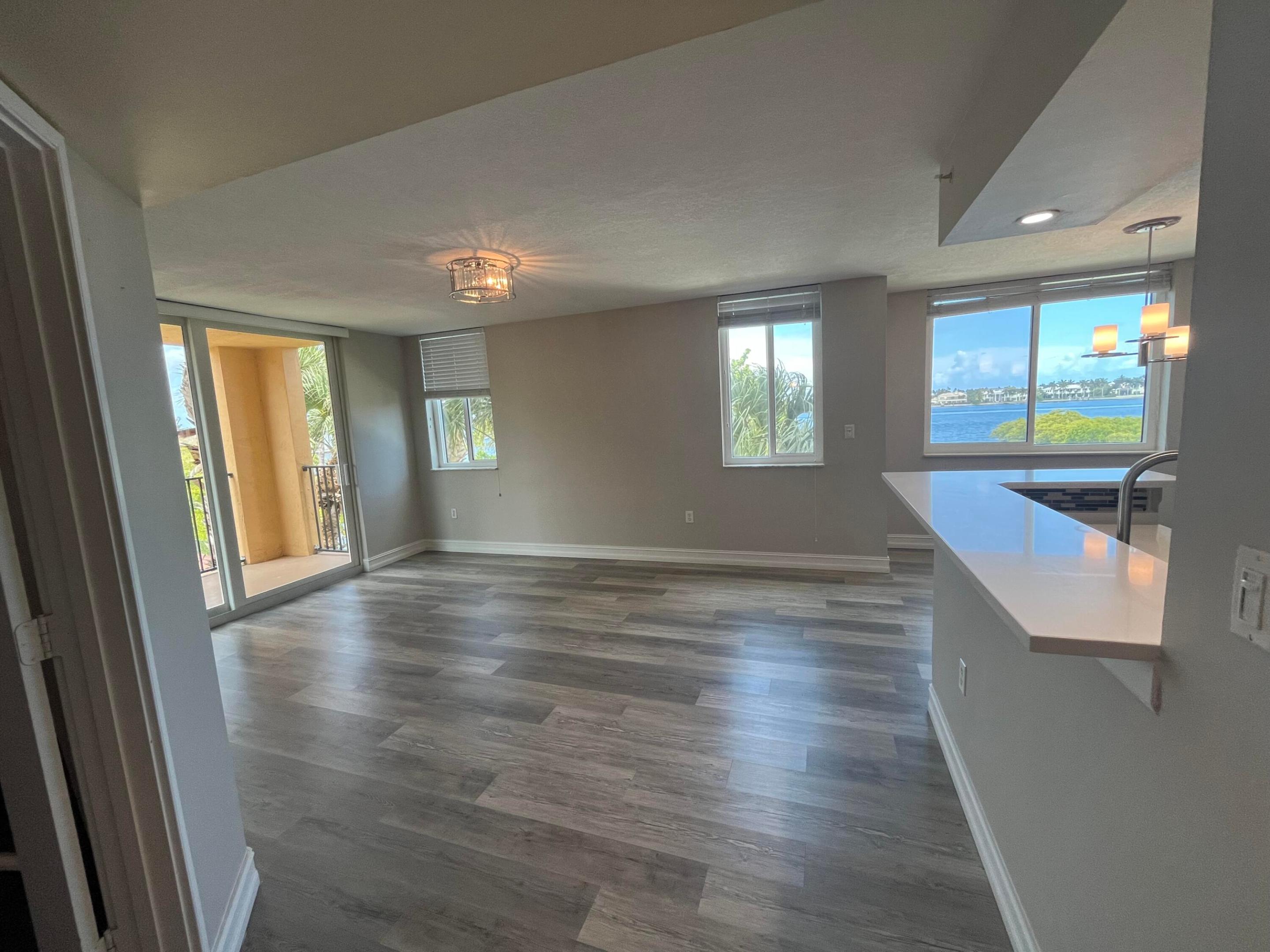 1200 Scotia Drive 301