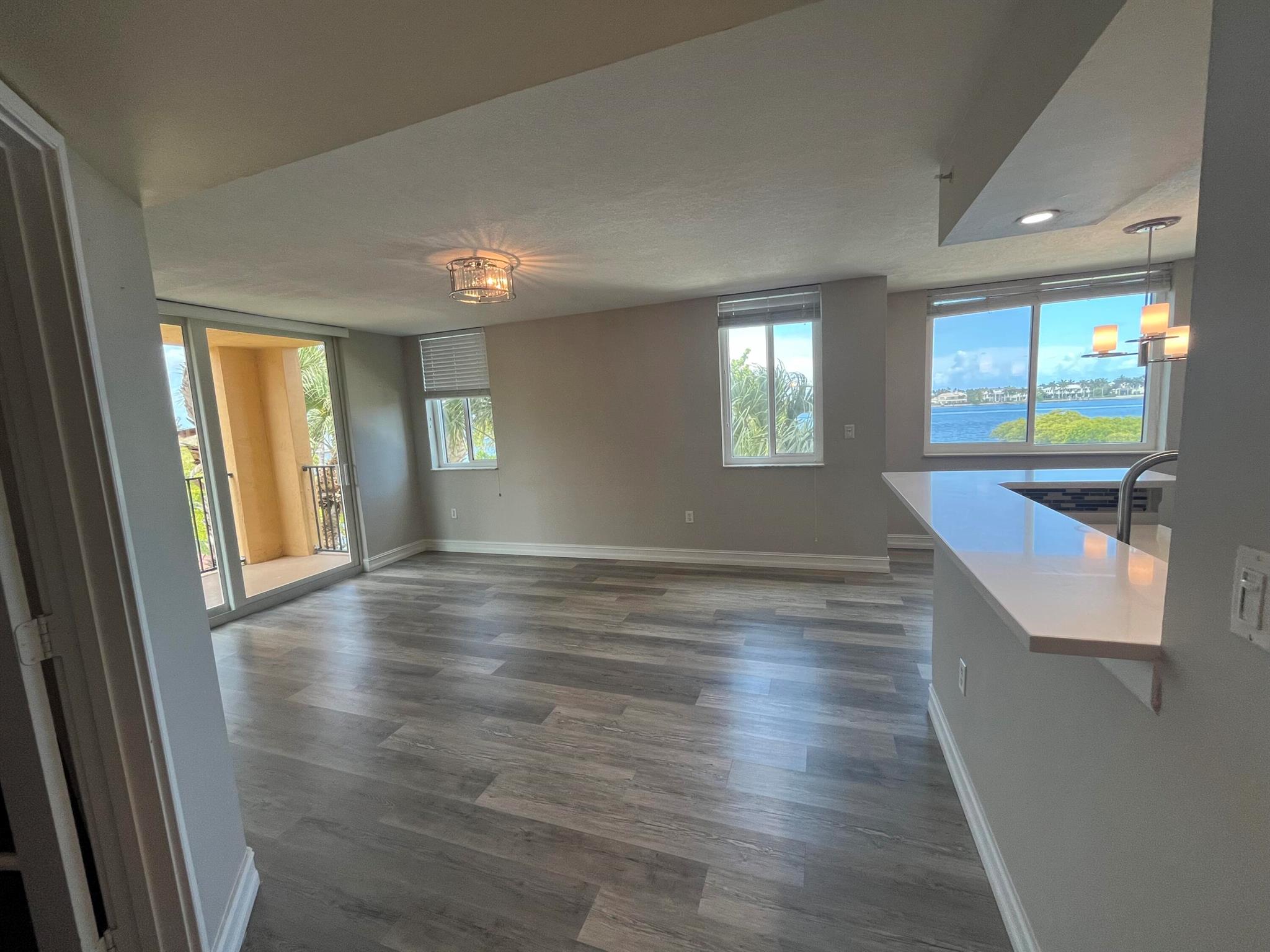 1200 Scotia Drive 301