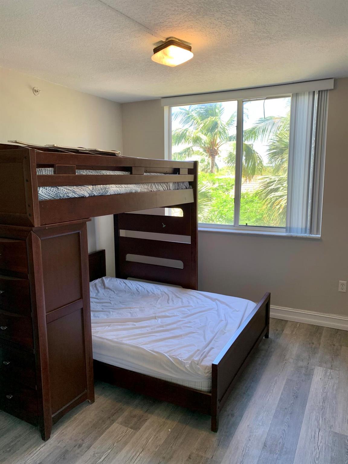 1200 Scotia Drive 301