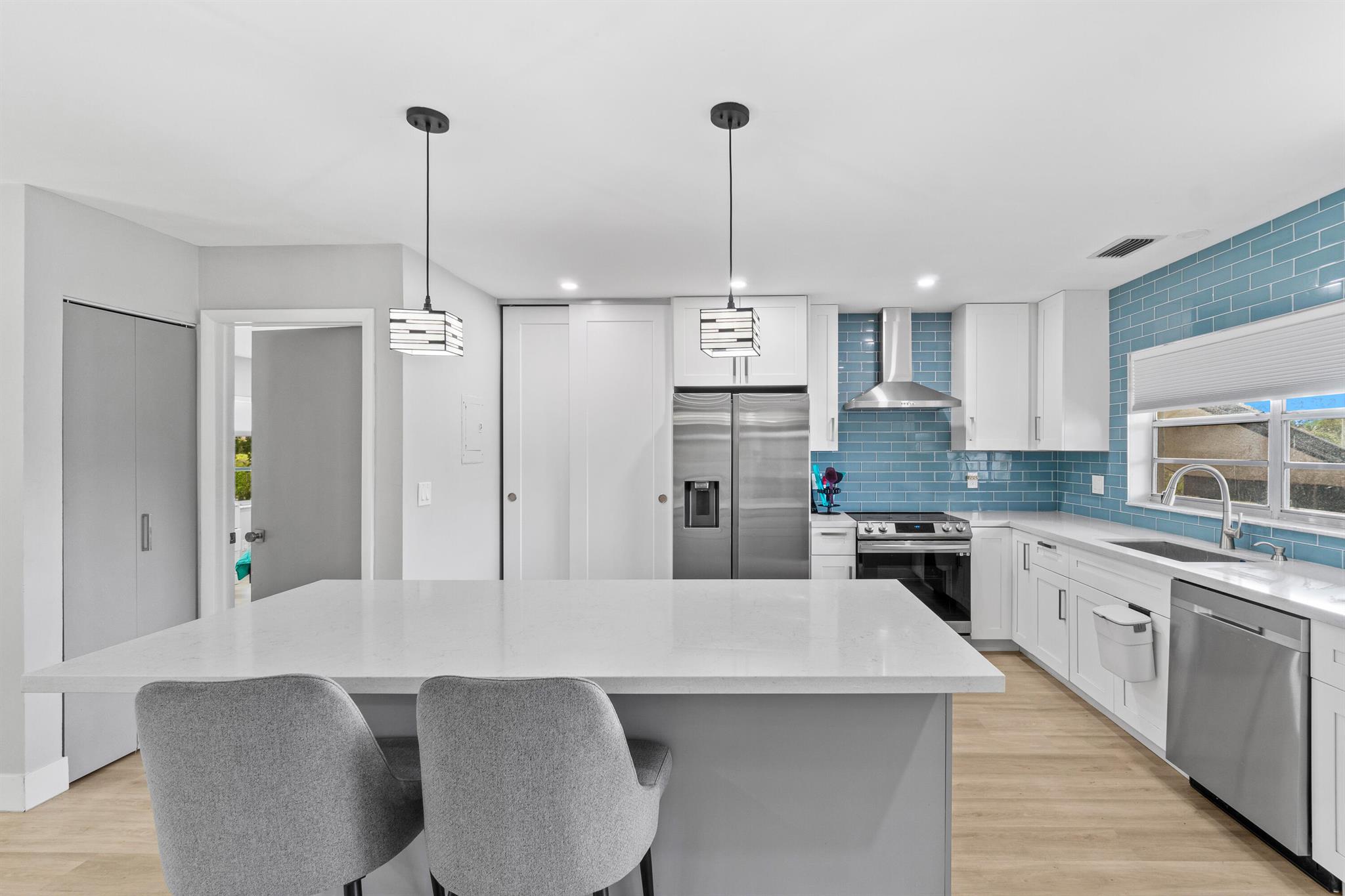 13937 Royal Palm Court B