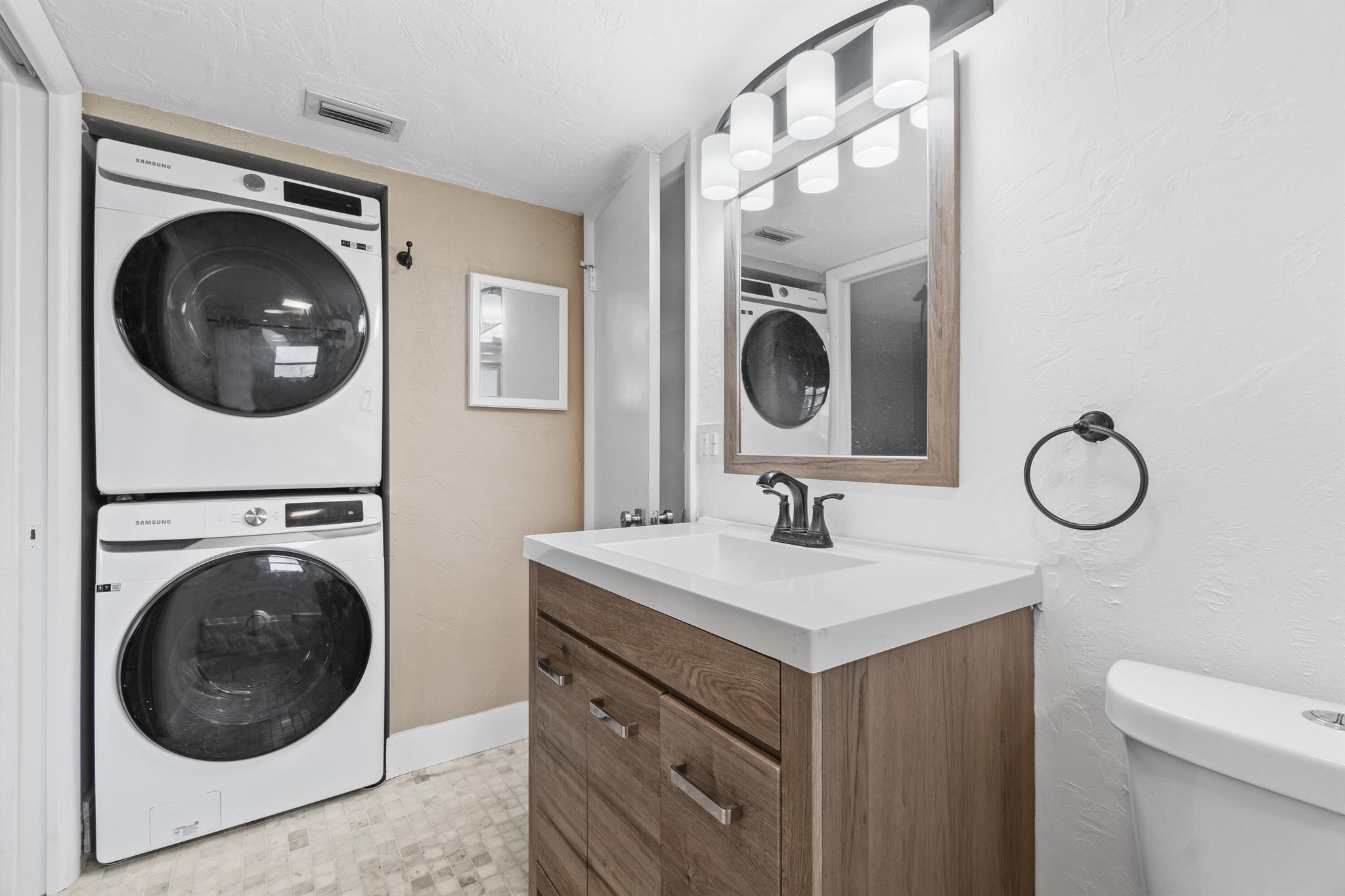 13937 Royal Palm Court B