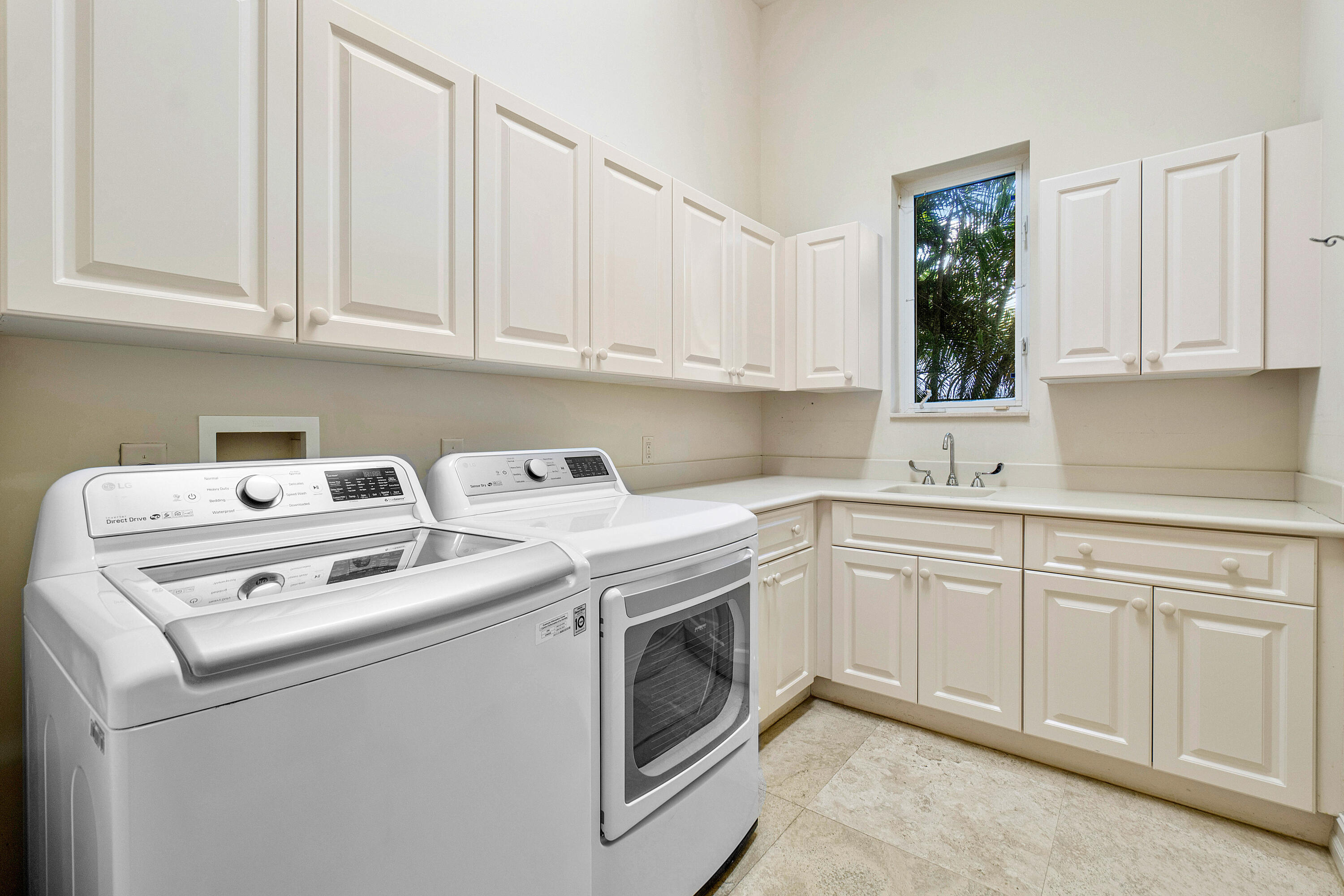 709 SE 10th Street