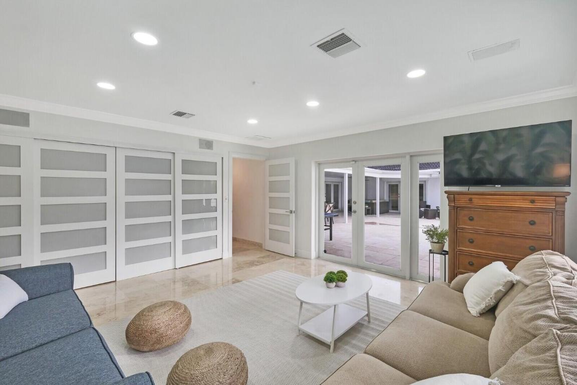 2875 Spanish River Road