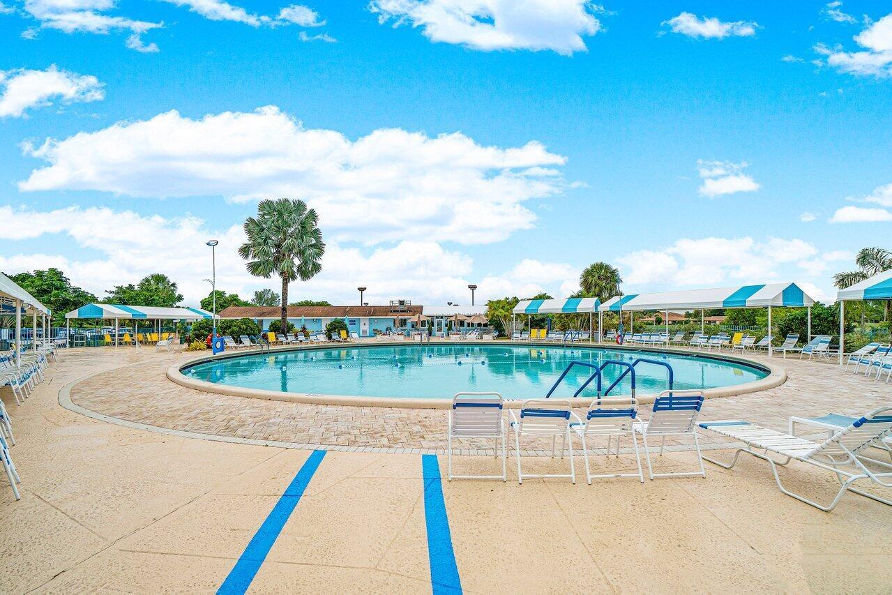 5820 Sugar Palm Court D